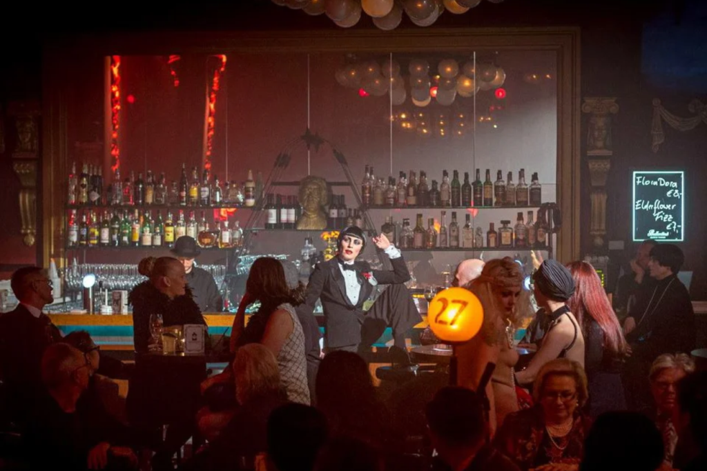 Ballhaus Berlin Networking Salon